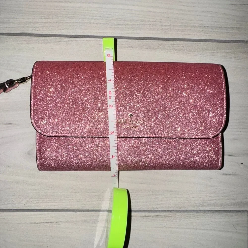 NWOT Kate Spade Glimmer or Tinsel Boxed Medium Phone Wristlet Wallet in a glitte